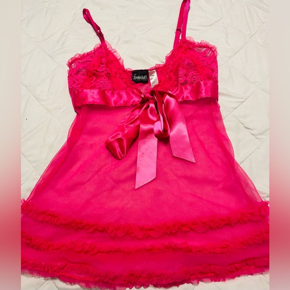 Fredrick’s Of Hollywood Sexy Pink Lace & Sheer Lingerie Woman’s Small Gown